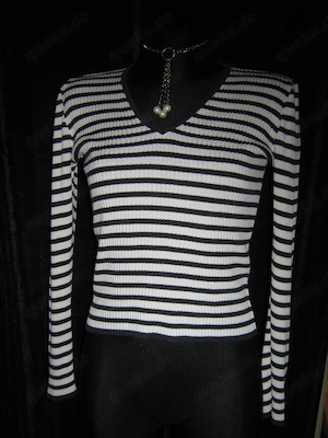 NEUw Sailor Navy Marine Maritim Style Streifen V- Ausschnitt Ripp Strick Pullover KOOKAI Gr.36-38  S