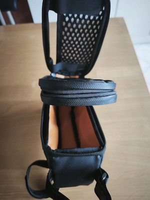 Biete Fahrrad Handyhalter, kaum benutzt, siehe Fotos 