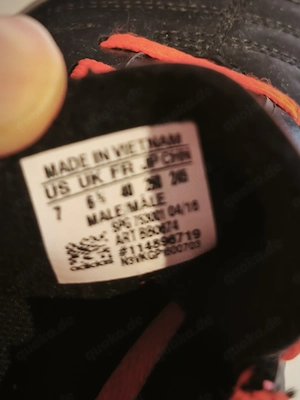 Biete Hallen-Turnschuhe Adidas Copaletto, kaum getragen Größe US7