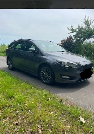 Ford Focus ST liene