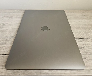 Apple MacBook Pro 15,4 2019 i9 8-Core - wie neu Bild 3