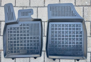 Gummi Fußmatten von AZUGA für Cupra Tavascan ab 2021, VW ID.4, ID.5  Skoda Elroq, Enyaq iV
