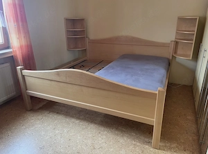 Doppelbett mit 2 Lattenroste