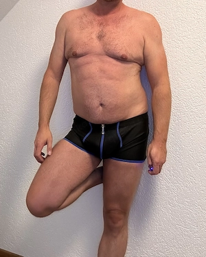 Suche reiferen Mann für gelegentliche Treffen