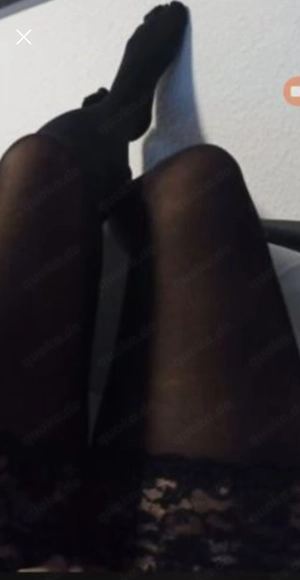 Bin ein Mann, keine Frau, bin rein passiv und suche einen aktiven Hengst! Gerne anonym mit Augenbind