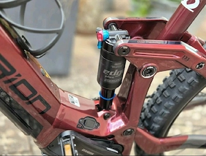 Centurion No Pogo F 800i EP2
