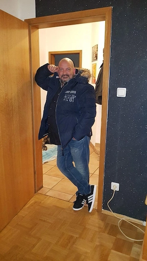 Gassigängerin für mein Herrchen gesucht 