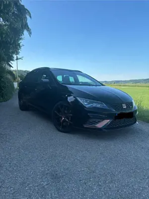 SEAT Leon ST 2.0 TSI 4Drive OPF DSG Cupra R