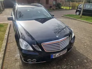 Mercedes-Benz E 200 E-Klasse T-Modell T CGI BlueEFFICIENCY Automatik Elegance