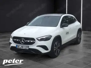Mercedes-Benz GLA 200 Progressive Edition*Distronic*AHV