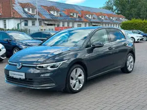 Volkswagen Golf Style 1.5 TSI DSG*LED*NAV*SHZ*ACC*PDC