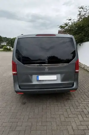 Mercedes-Benz V 220 d kompakt 4Matic 9G-TRONIC