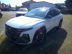 Hyundai TUCSON Select Navi/L+Shzg/PDC v+h/Kamera/18Z/LED/SmartKey