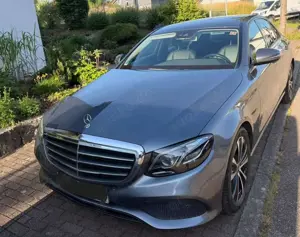 Mercedes-Benz E 200 E 200 d 9G-TRONIC