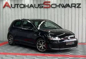 Volkswagen Golf GTI Golf VII Lim. GTI BMT Navi Tempo BiXenon SHZ