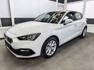 SEAT Leon Style 2.0 TDI ACC RFK PDC Licht/Regensensor LED...