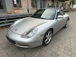 Porsche 996 911 Carrera 4 Cabrio