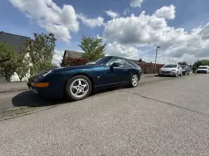Porsche 968