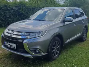 Mitsubishi Outlander Outlander 2.2 DI-D 4WD Aut. Edition 100