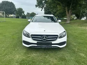 Mercedes-Benz E 200 4Matic T 9G-TRONIC Tuv Neu
