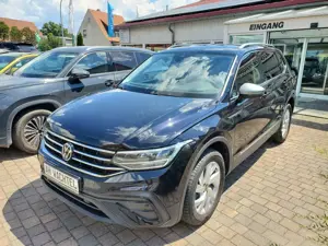 Volkswagen Tiguan Allspace Life 4Motion AHZV Navi LED Lenkrad heizbar