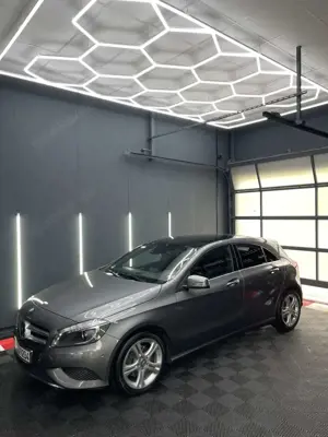 Mercedes-Benz A 200 A 200 CDI  W176 Panorama-Glasdach * Standheizung