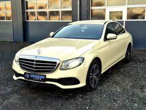 Mercedes-Benz E 220 Avantgarde 9G-Tronic MBUX Taxi Paket LED NAVI