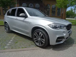 BMW X5 M M50 d-7-Sitzer-Head up-Top Ausstattung-20 Zoll Alu