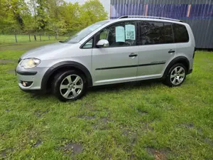 Volkswagen Cross Touran 2.0 TDI 7 Sitzer 170 PS VW große Maschine