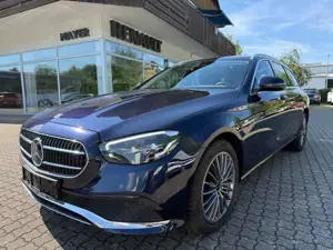 Mercedes-Benz E 300 de T*Avantgarde *AT9*225 KW*DISTR*AHK*EU6d
