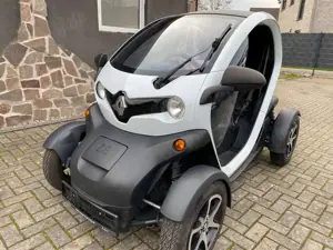 Renault Twizy 2-Hd Inkl. Batterie Intens original 10.000KM