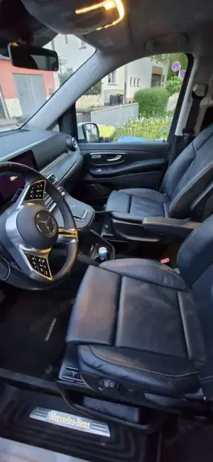 Mercedes-Benz V 250 d lang 4Matic 9G-TRONIC Avantgarde