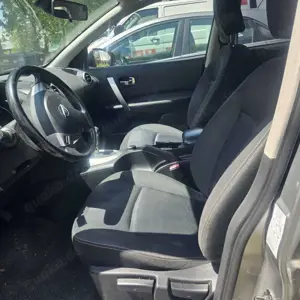 Nissan Qashqai+2
