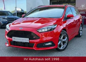 Ford Focus Turnier ST *RECARO/SONY/BI-XENON/CAM/NAVI*