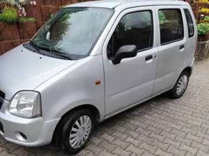 Opel Agila