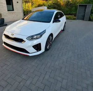 Kia ProCeed / pro_cee'd Kia  Proceed 1.6 T-GDI GT /Pano/JBL/AHK/Nav/LED