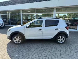 Dacia Sandero TCe90 Stepway Prestige Klima/PDC/SHZ/AHK Bild 4