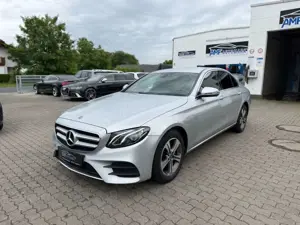 Mercedes-Benz E 200 AMG-Line Limousine Leder Kamera