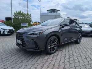 Lexus NX 450h+ Plug-in Luxury Line LED, Pano, Kamera
