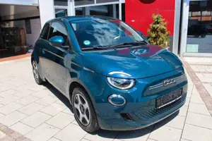 Fiat 500e Action