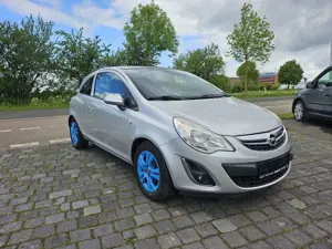Opel Corsa D Satellite*Tüv NEU*Klima*PDC*