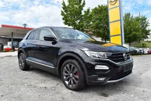 Volkswagen T-Roc Sport "Navi/Kamera/SHZ/AHK/PDC"