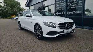 Mercedes-Benz E 300 de T AVANTGARDE - HUD - SoClose - LED