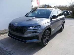 Skoda Karoq Sportline 2.0 TDI 4x4 DSG*AHK-SCHWENKBAR*ACC*PD...