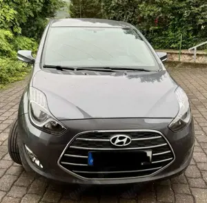 Hyundai iX20 Classic blue Style