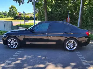 BMW 318 318d Aut.