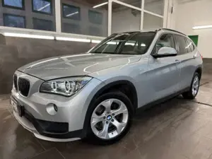 BMW X1 18 i sDrive Xenon Navi SHZ PDC Temp Allwetter