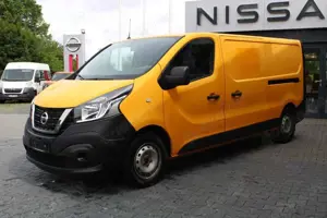 Nissan NV300