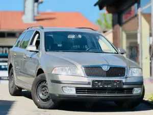 Skoda Octavia Combi 1.6 FSI Ambiente