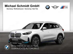 BMW iX1 xDrive30 *M Sportpaket*19"*LC Prof.*HUD*Adapt.LED*